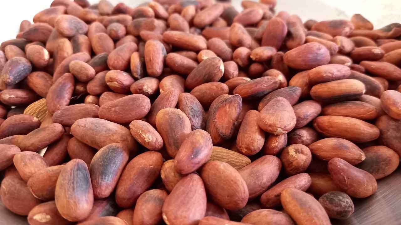 try to find the Almond among the Cocoa beans solution